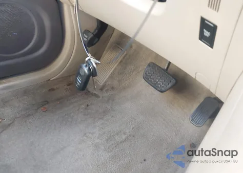 2006 Toyota Highlander from USA, damaged, VIN JTEGD21A960145953